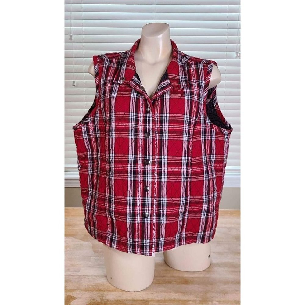 Size XL Baxter & Wells Lightweight Button Front Vest